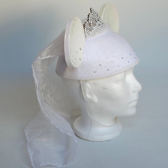 Disney Minnie and Mickey Mouse EARS Bride Veil sparkle and shine - Picture 3 of 5